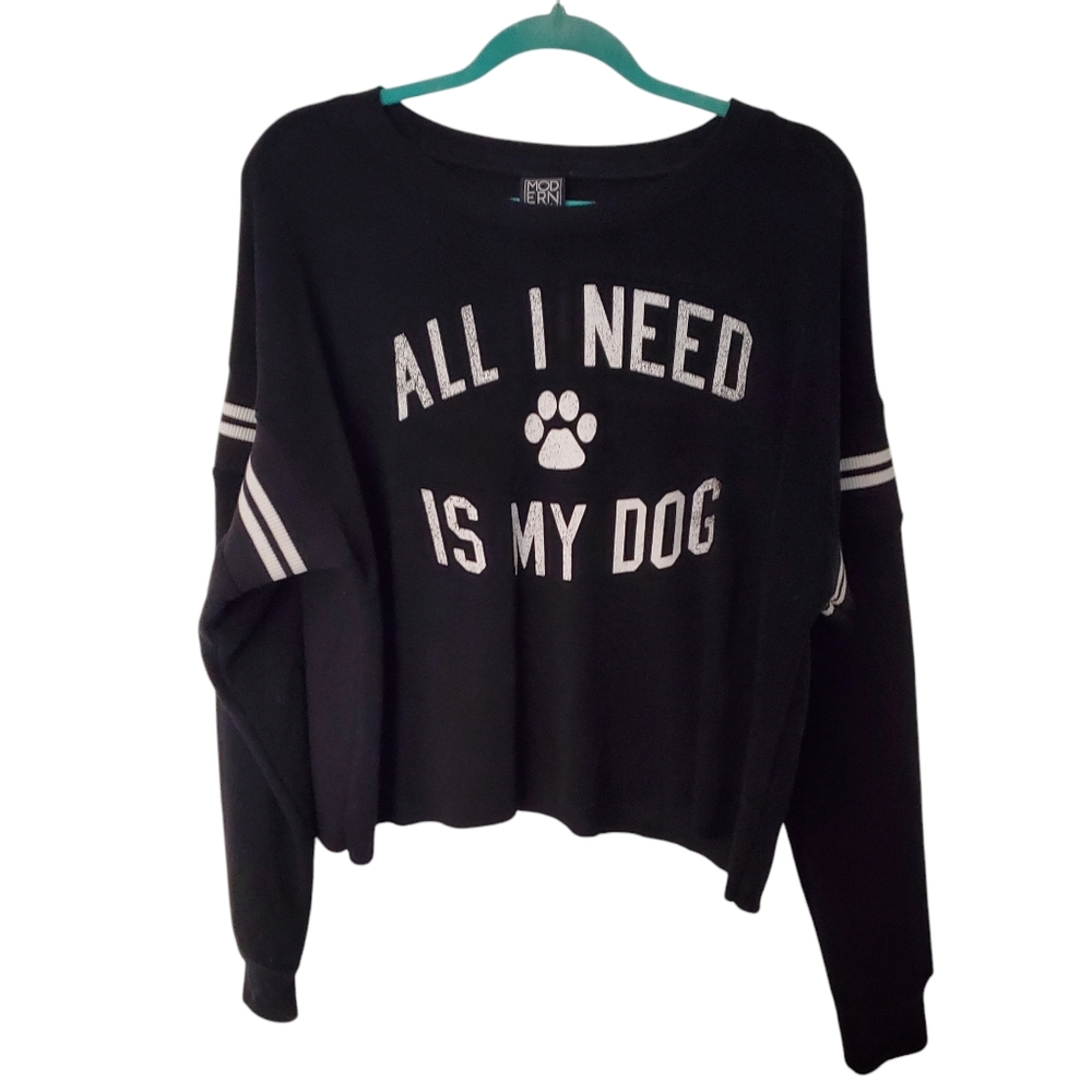 51. Modern Lux Women's Black and White Long Sleeve Sweater Size L